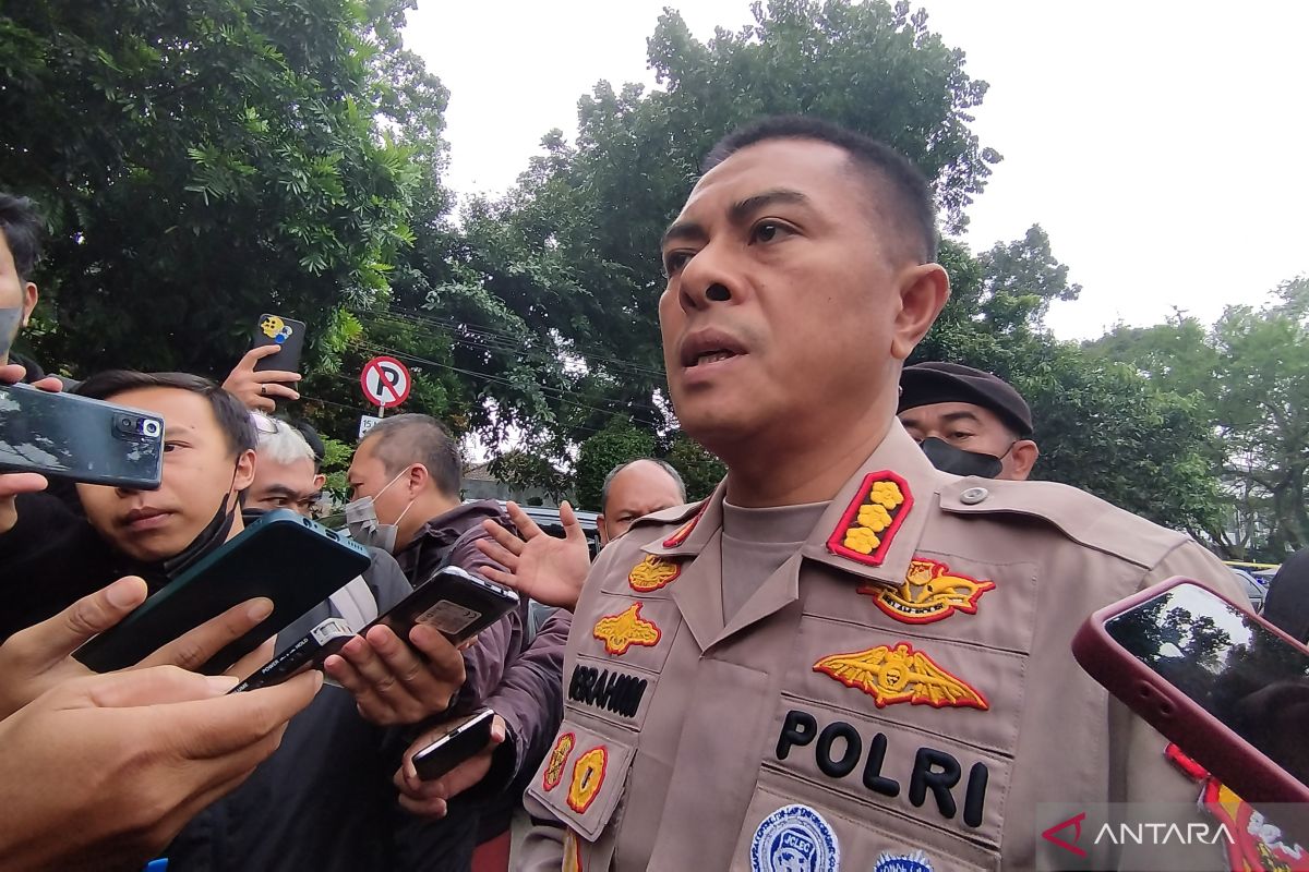 Bom Polsek Astanaanyar: satu polisi meninggal 8 orang luka