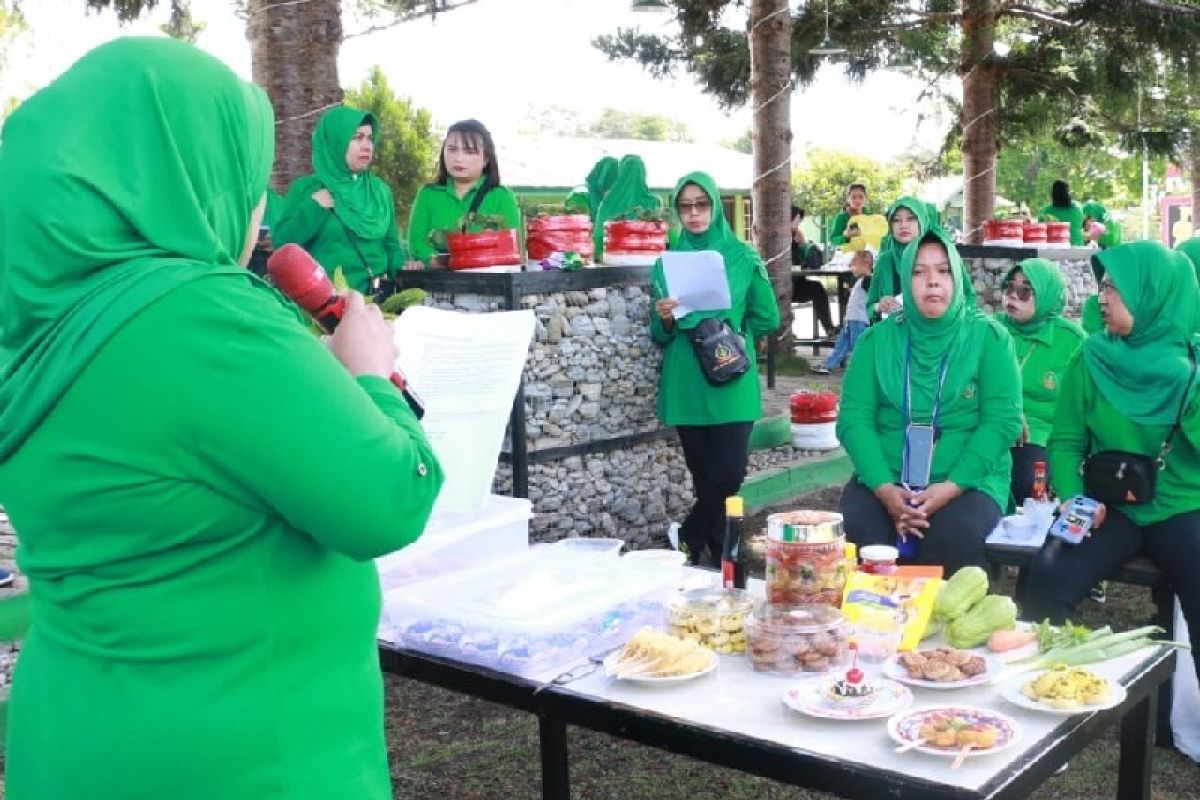 Persit Kodim 1702 Jayawijaya gelar kursus buat aneka makanan