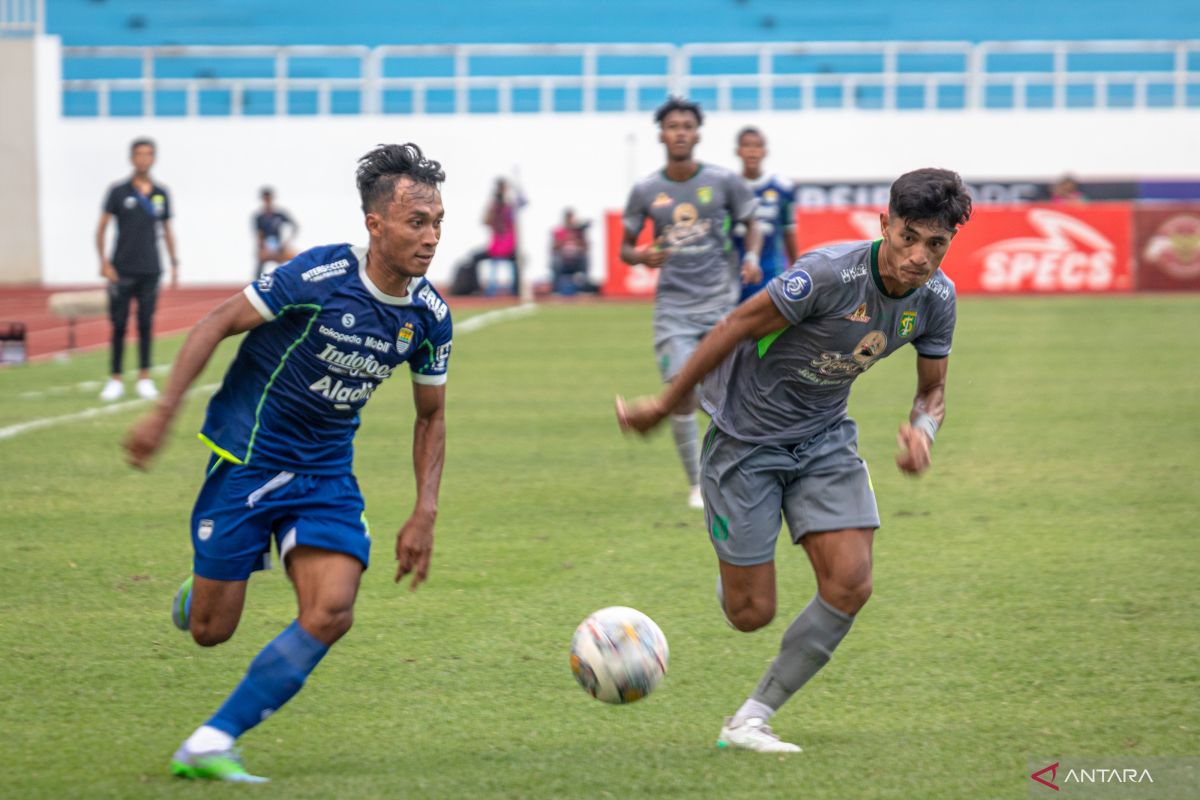 Milla layangkan pujian penampilan Robi Darwis lawan Persebaya