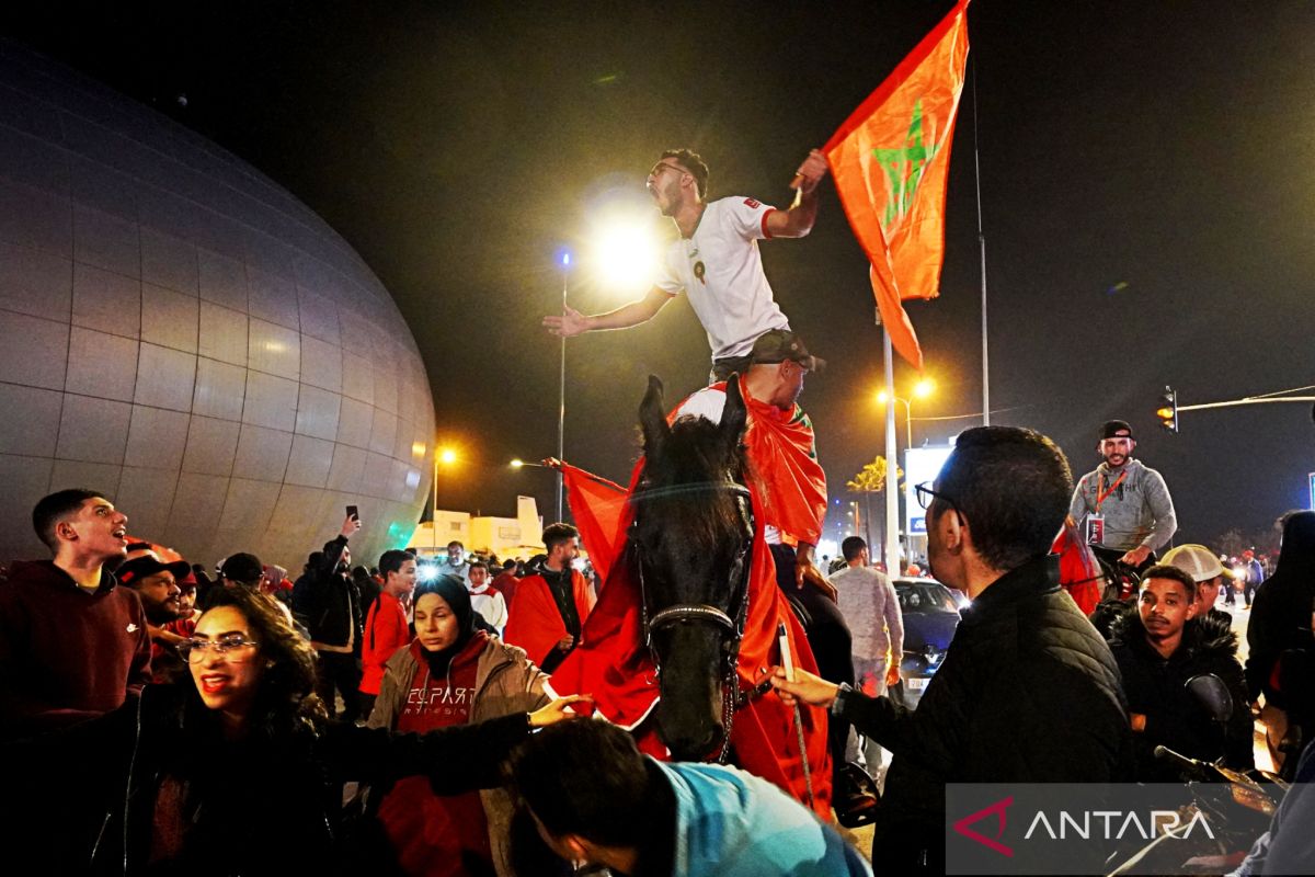 Warga Maroko di berbagai tempat rayakan keberhasilan timnya