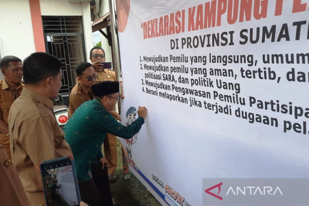 Bawaslu Sumbar deklarasikan Kampung Pengawas Pemilu ke-4 di Pariaman