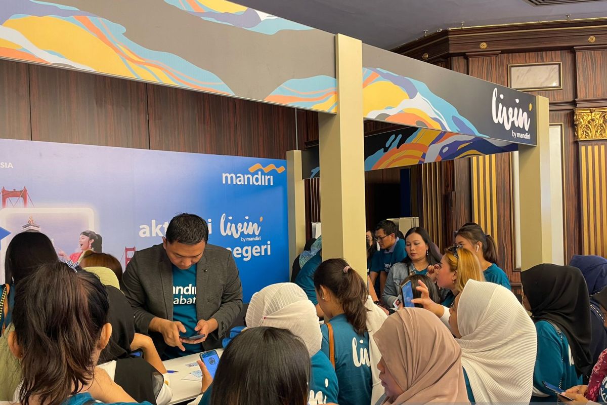 Sambangi Dubai, Bank Mandiri Ajak Pekerja Migran Indonesia Berwirausaha dalam Program Mandiri Sahabatku