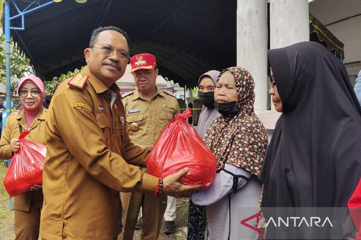 Pemprov Kalteng salurkan 1.000 paket sembako murah di Seruyan