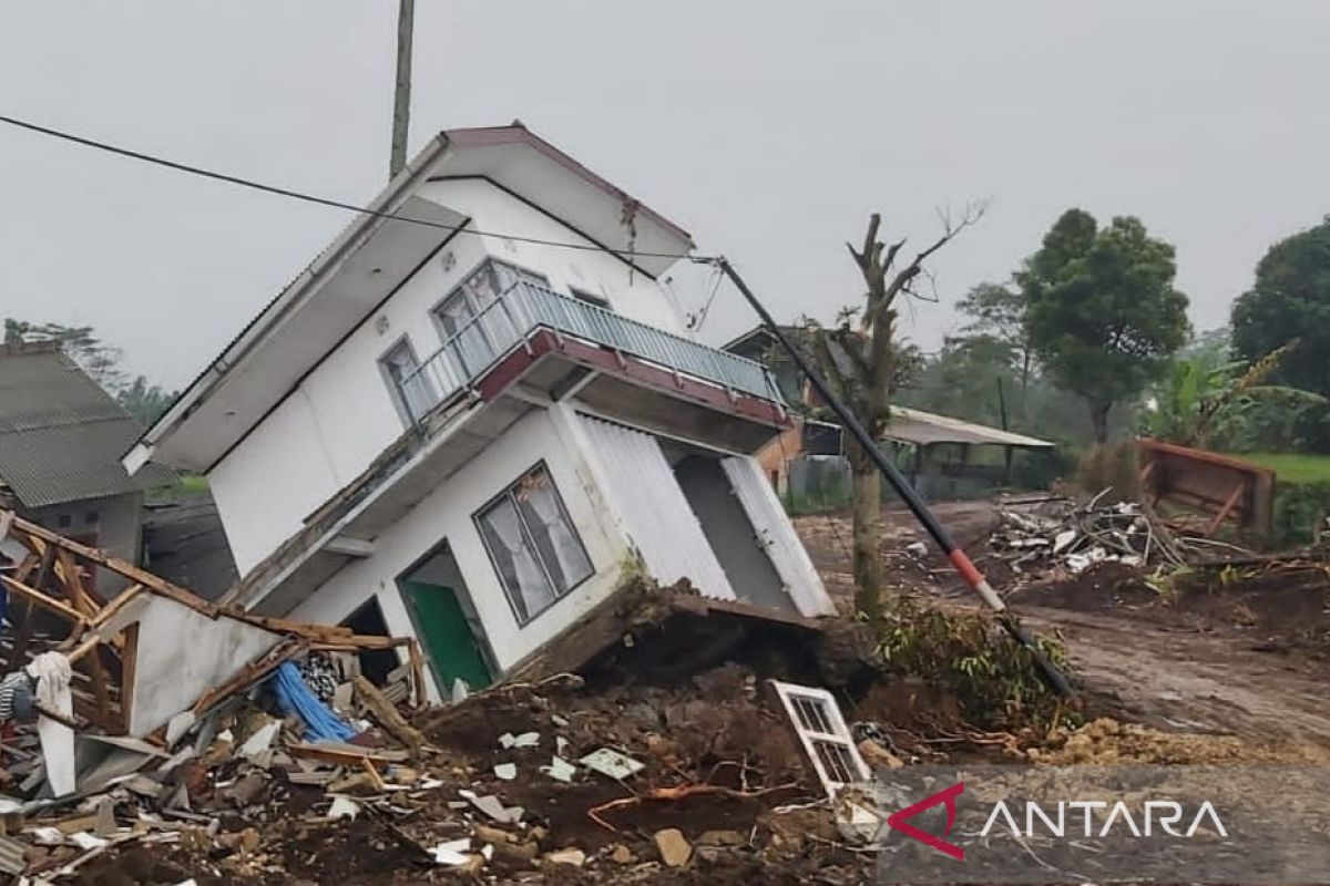 Potensi gempa 15 segmen megathrust di Indonesia