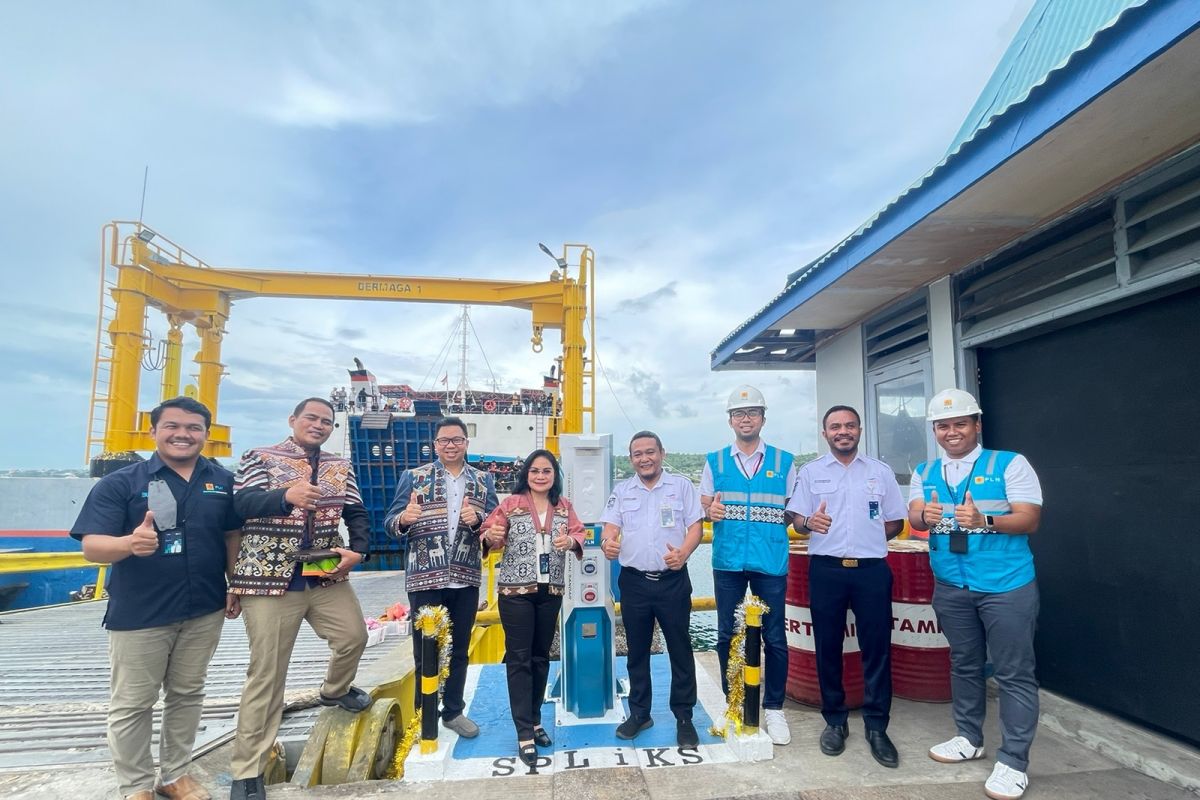 PLN NTT hadirkan stasiun pengisian listrik dua pelabuhan laut