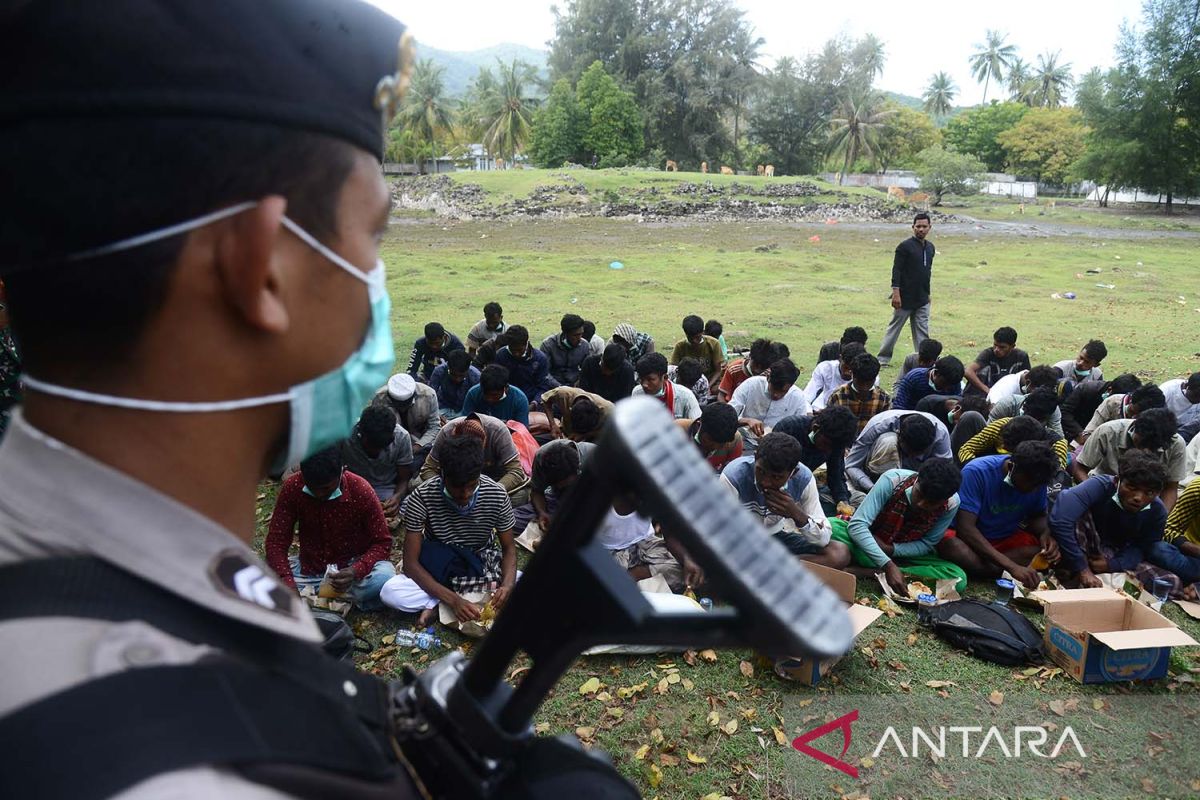 Puluhan imigran Rohingya terdampar di Pidie