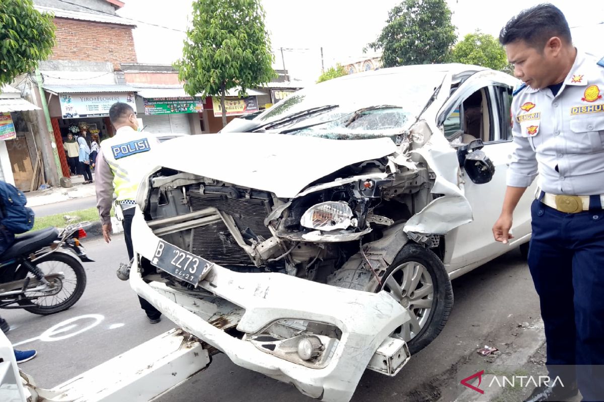 Polisi Mataram selidiki penyebab kecelakaan beruntun tewaskan mahasiswi asal Lombok Timur