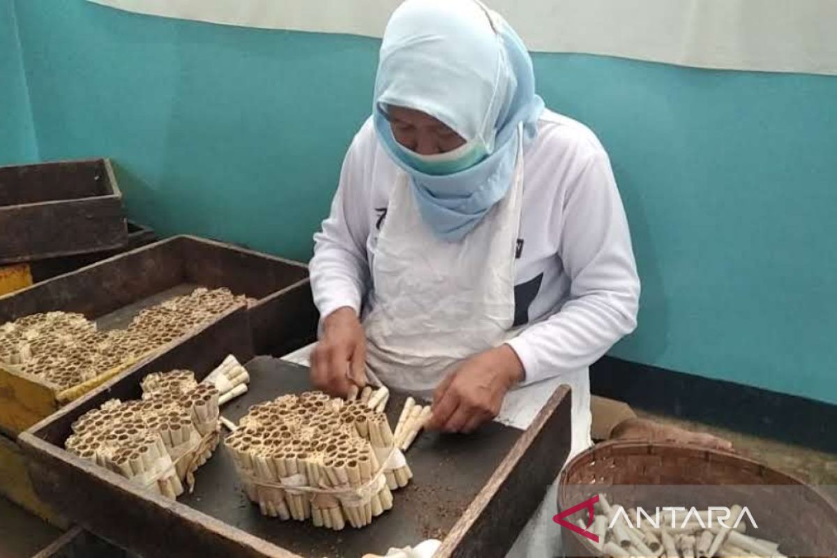 Pengusaha minta pemerintah tegas tegakkan aturan, bukan larang rokok batangan