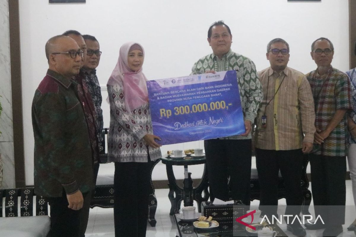 BI-BMPD NTB salurkan bantuan Rp300 juta korban cuaca ekstrem