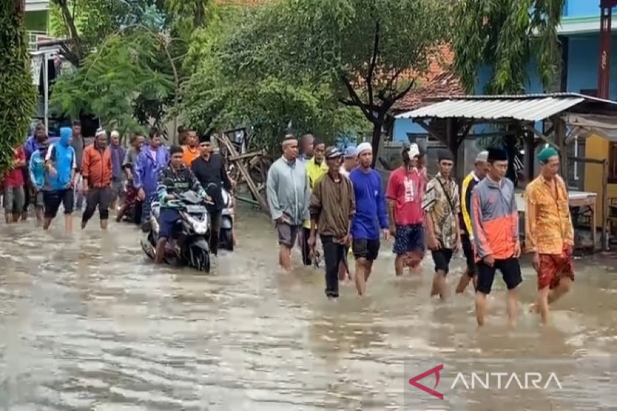 Banjir kepung Kabupaten Batang