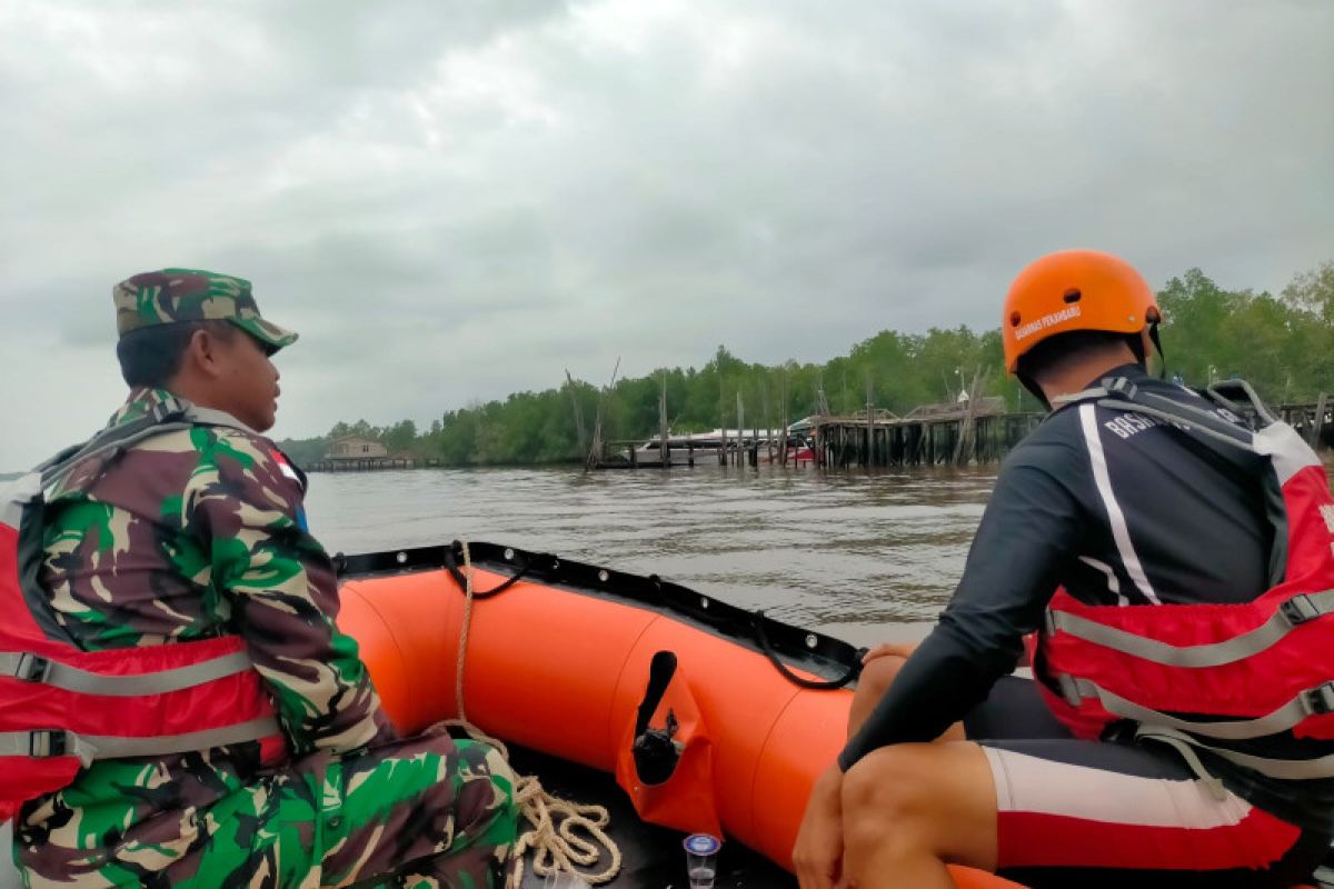 Hari ketujuh, ABK yang jatuh di Pelabuhan Buton tak kunjung ditemukan