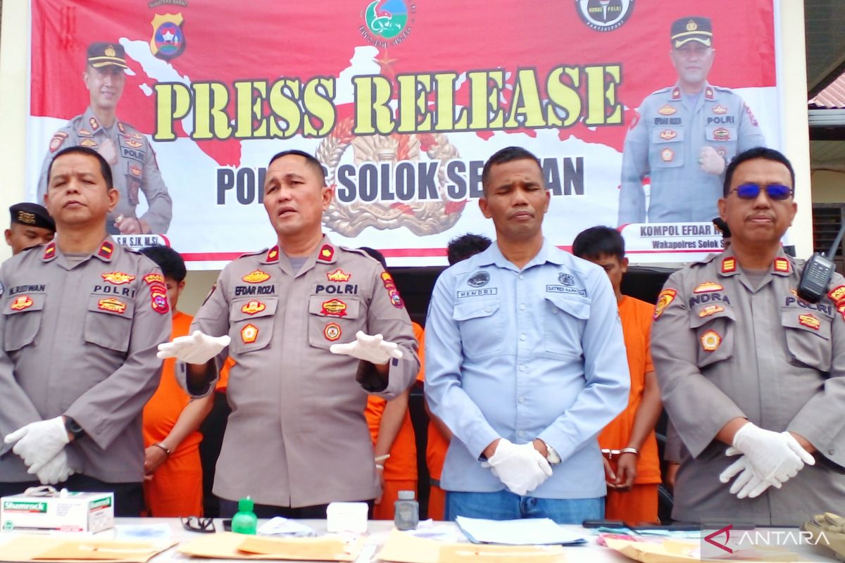 Selama pengamanan Nataru 2022, Polres Solok Selatan tangkap lima penyalahguna narkotika