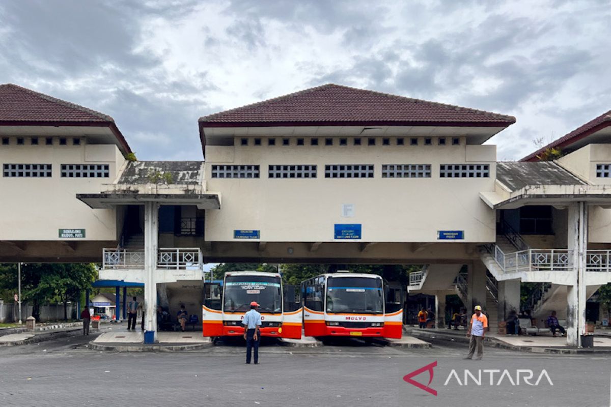 Volume penumpang libur akhir tahun di Giwangan naik sekitar 50 persen