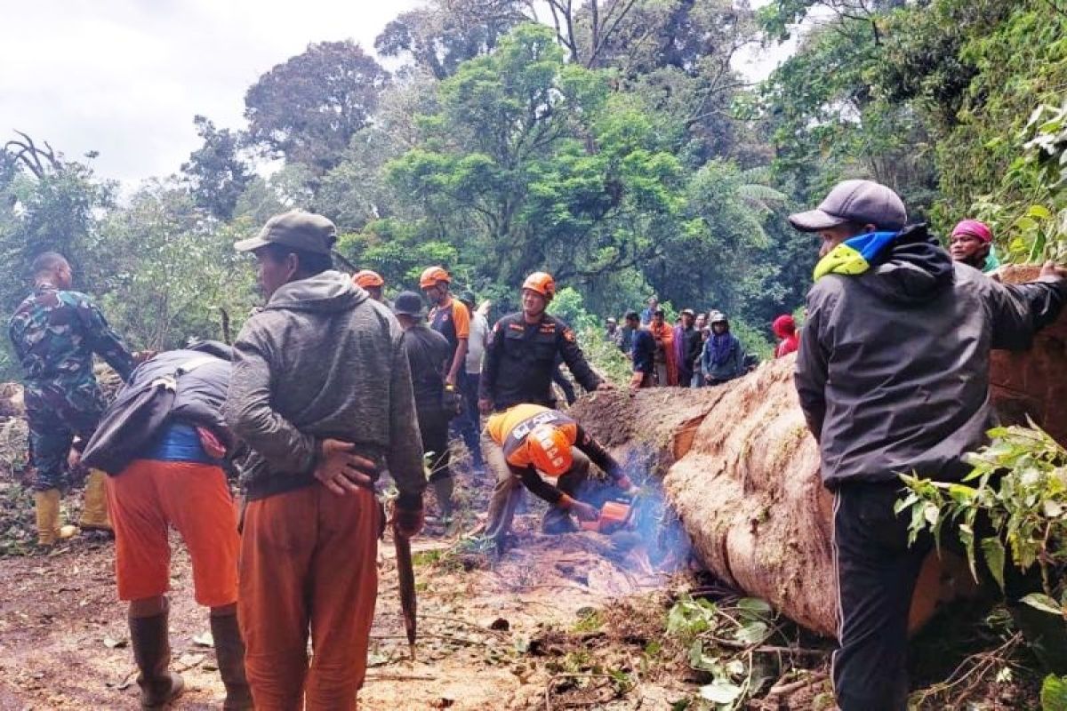 BPBD Lumajang imbau warga di lereng Semeru untuk waspadai cuaca ekstrem