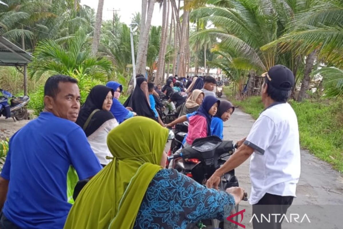 Distribusi BBM antarpulau di Natuna terhambat cuaca buruk