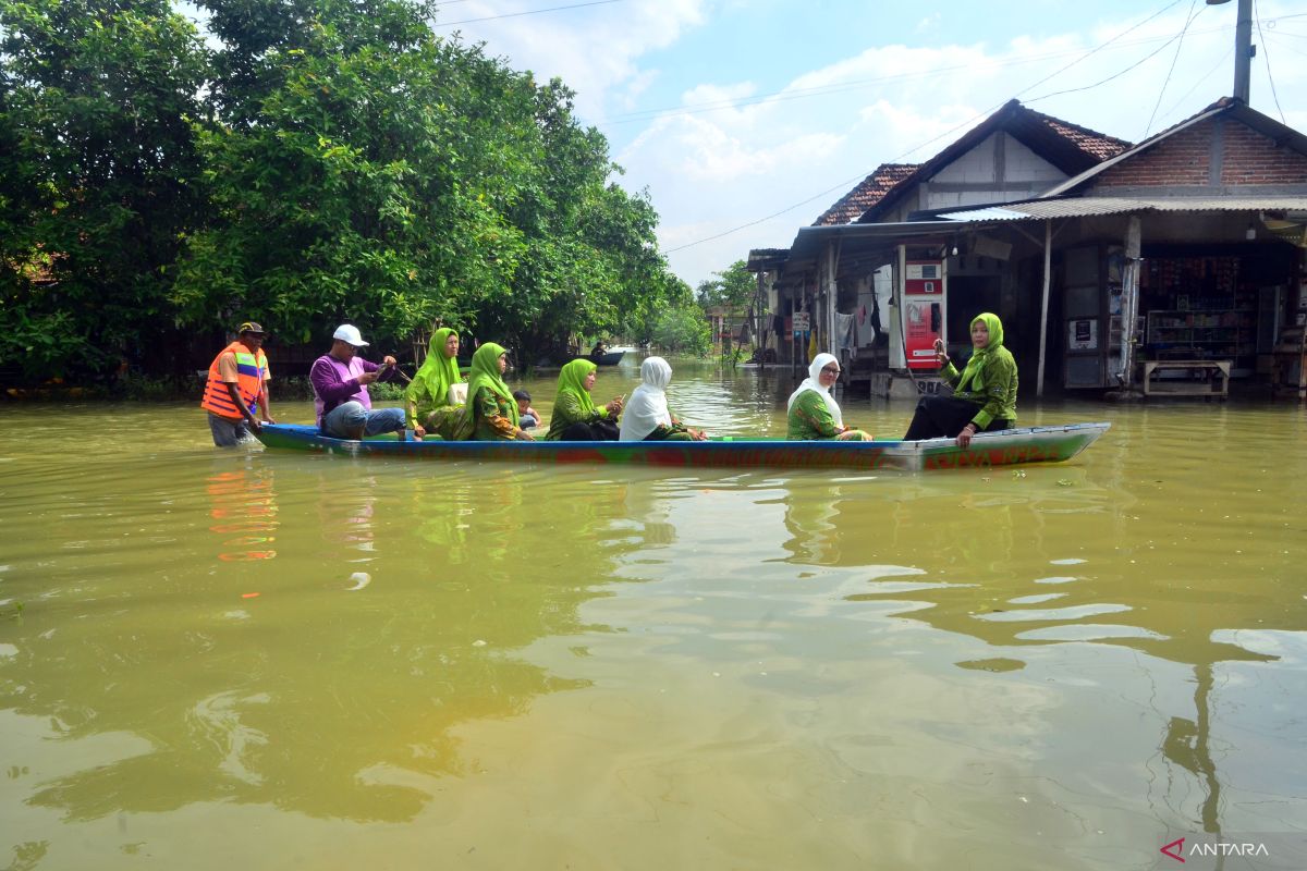 Atasi banjir, butuhkan kajian lengkap