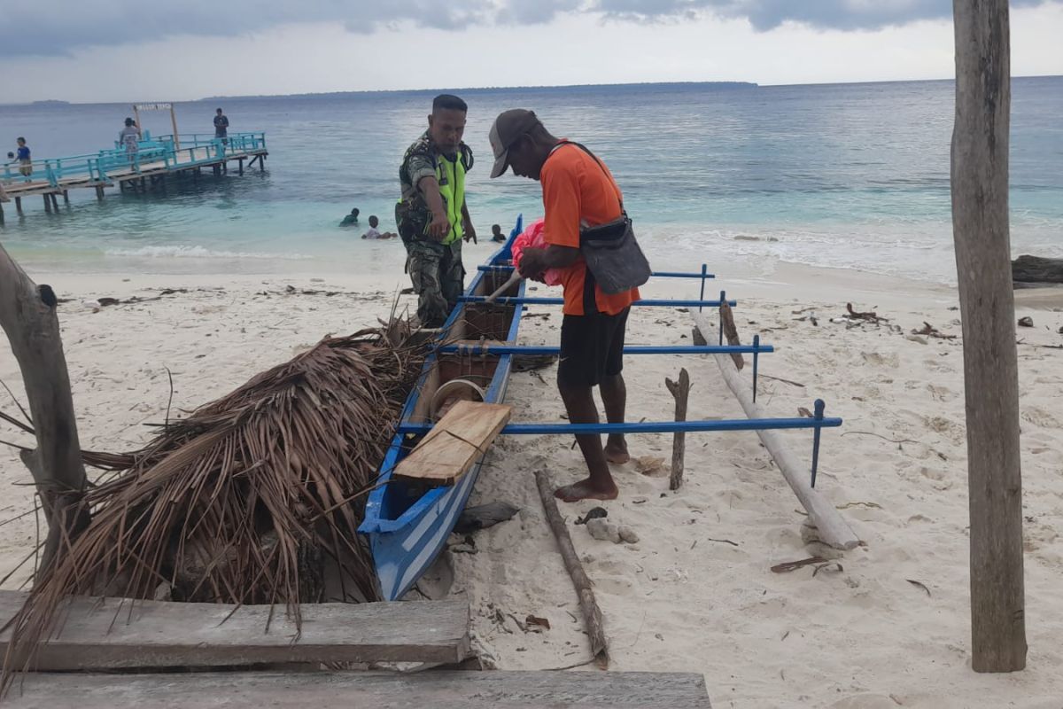 Koramil 1708-01/Biak Timur imbau nelayan waspadai gelombang tinggi