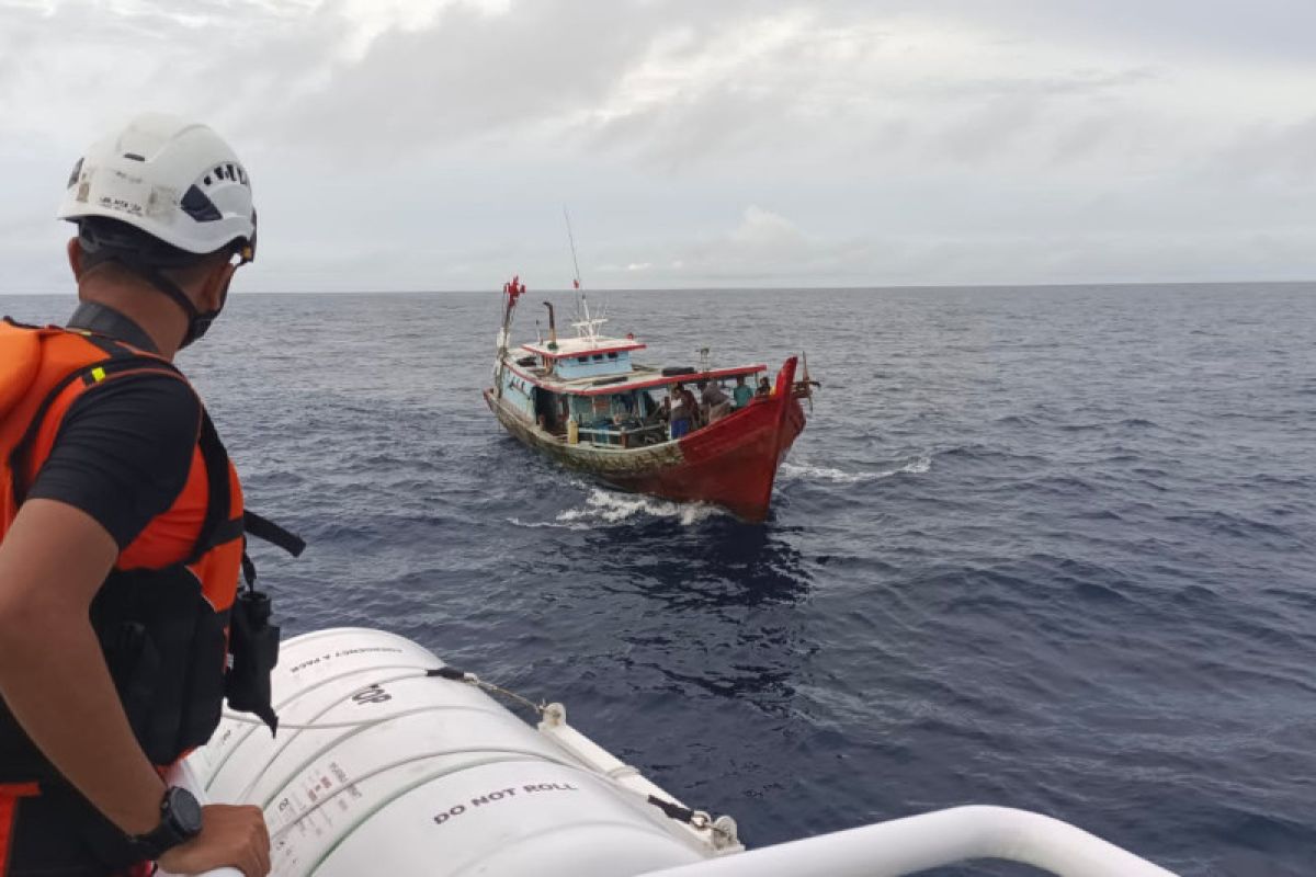 Tim SAR hentikan sementara pencarian ABK KM Bahagia Natuna yang hilang