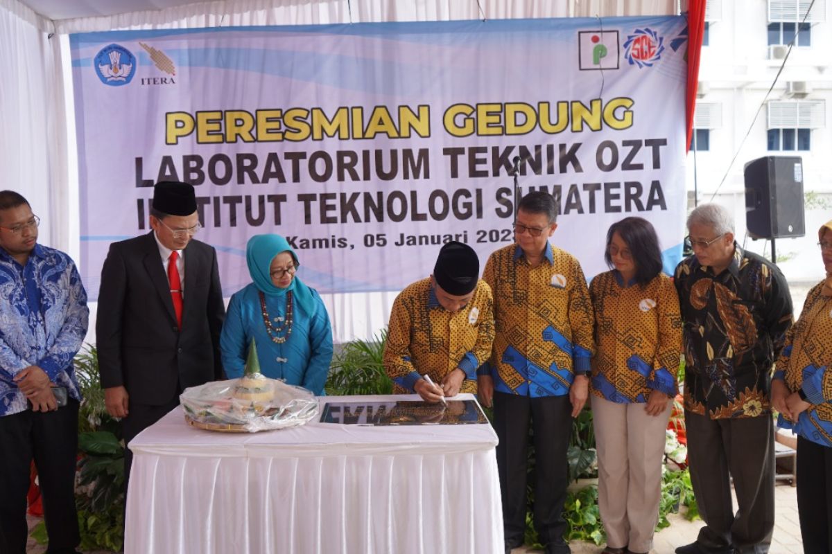 Rektor Itera resmikan gedung Laboratorium Teknik OZT