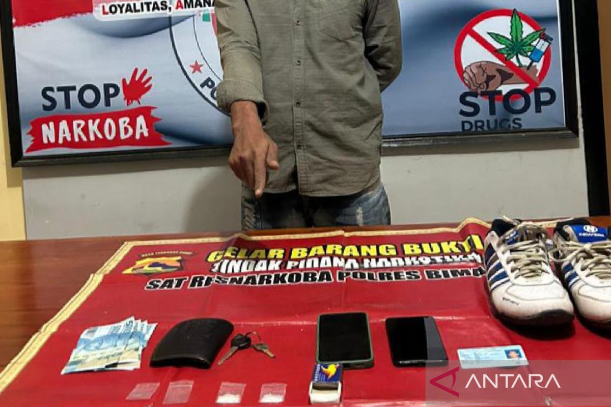 Sembunyikan sabu-sabu dalam sepatu, pengendara motor di Bima ditangkap