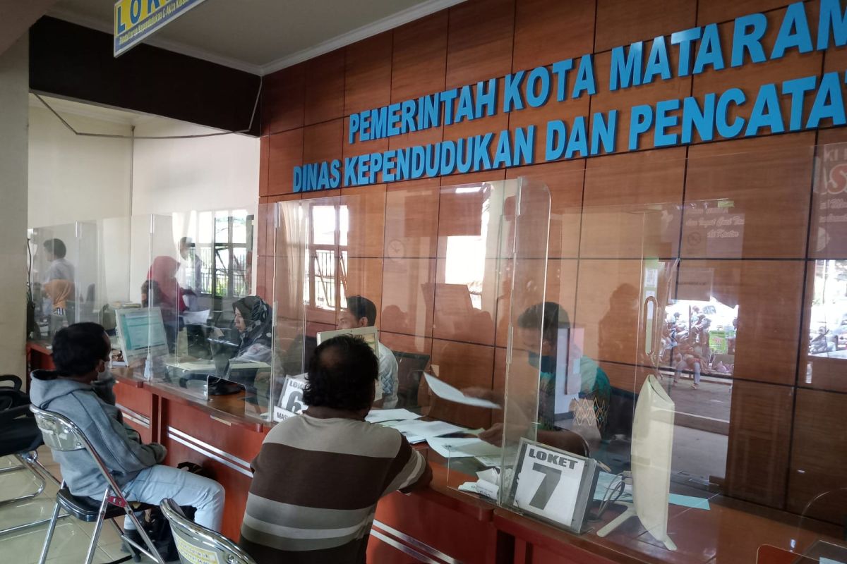 Dukcapil Mataram sasaran wajib KTP 2023 tercatat 7.768 jiwa