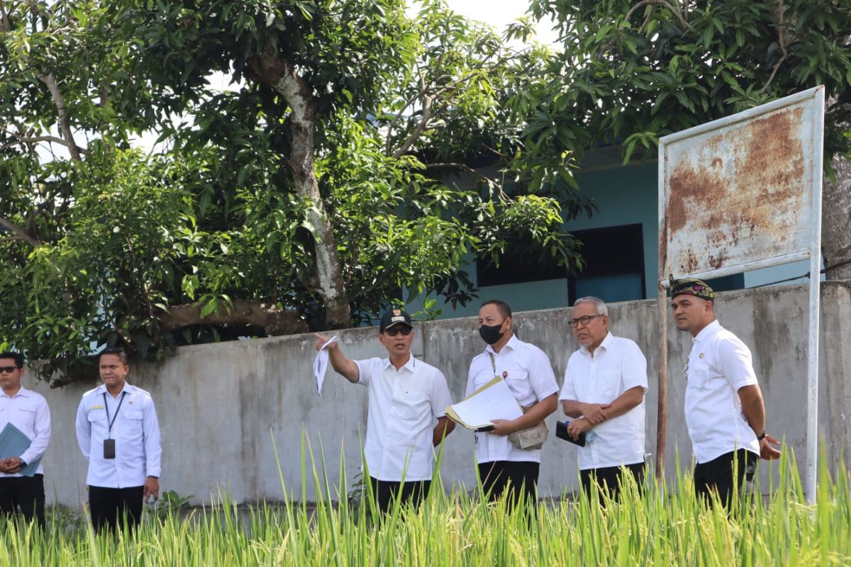 Pemkot Mataram membuat desain hunian sementara nelayan terdampak abrasi