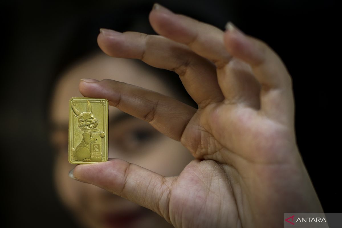 Harga emas Antam hari ini Rp1,057 juta per gram