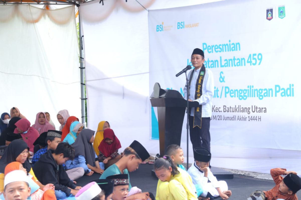 Lombok Tengah gratiskan biaya sekolah anak yatim