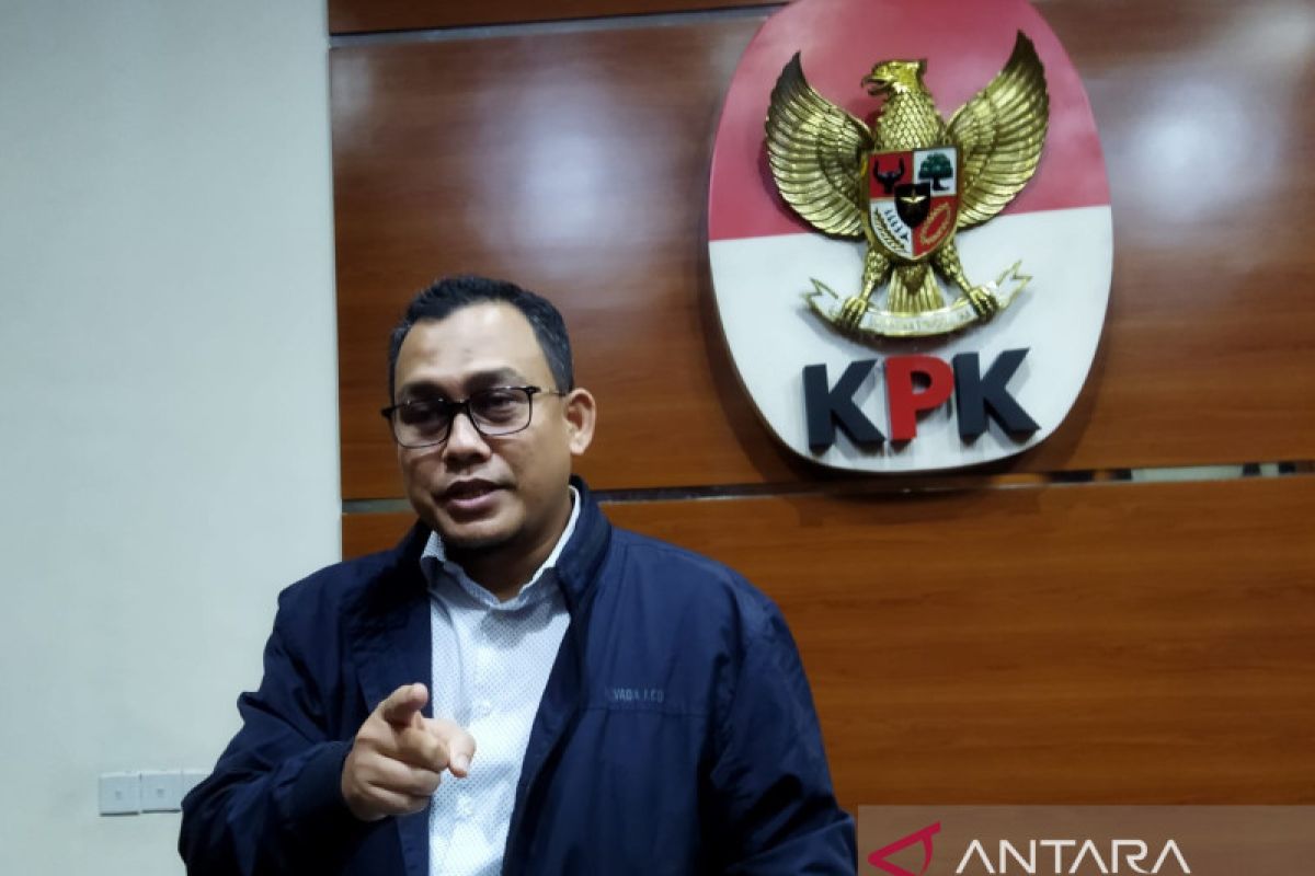 KPK ungkap telah menyita sejumlah mobil mewah terkait kasus Lukas Enembe