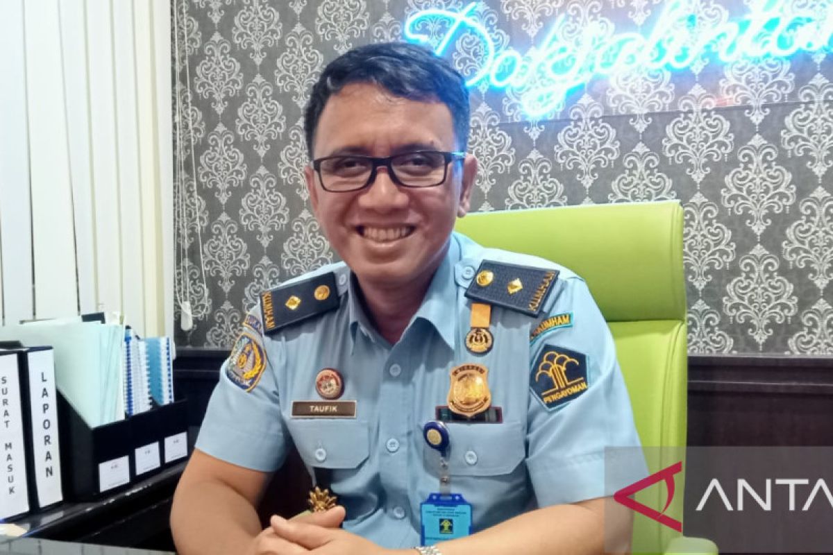 Layanan percepatan buat paspor di Batam selesai 2 jam