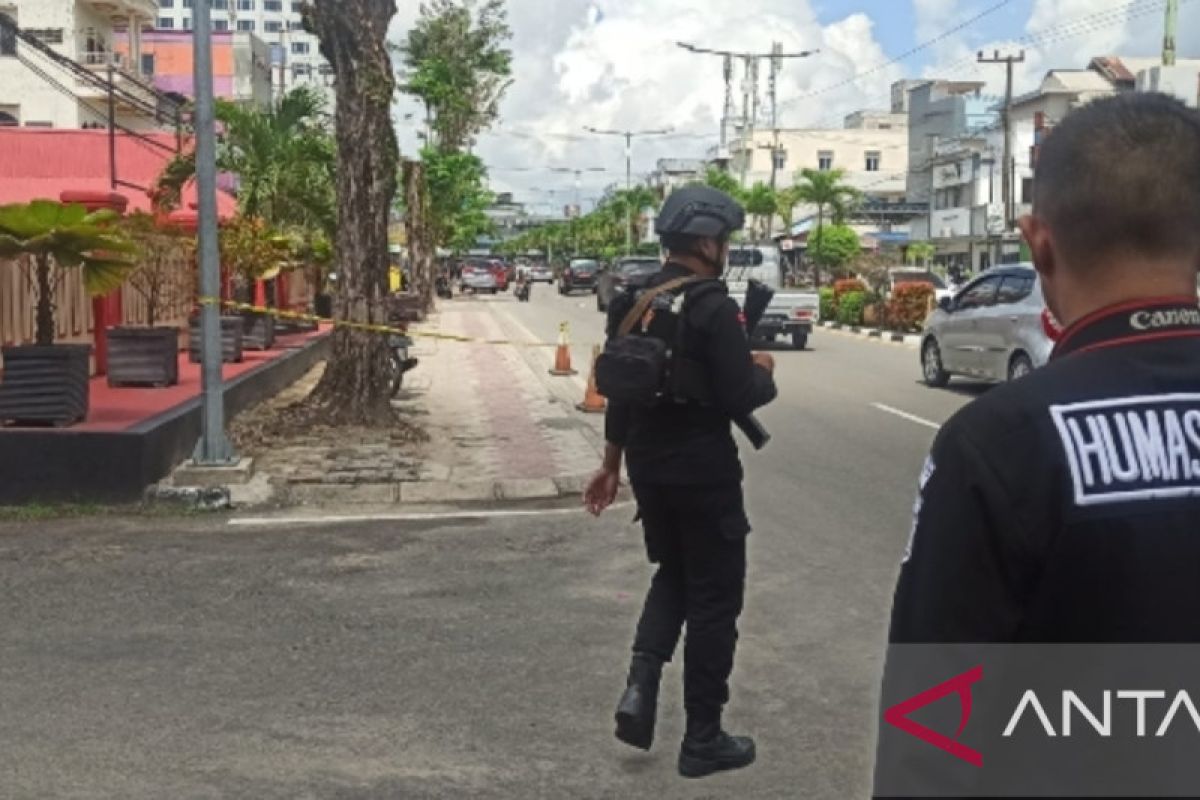 Seorang pria menaruh barang mencurigakan di Polres Tarakan diamankan