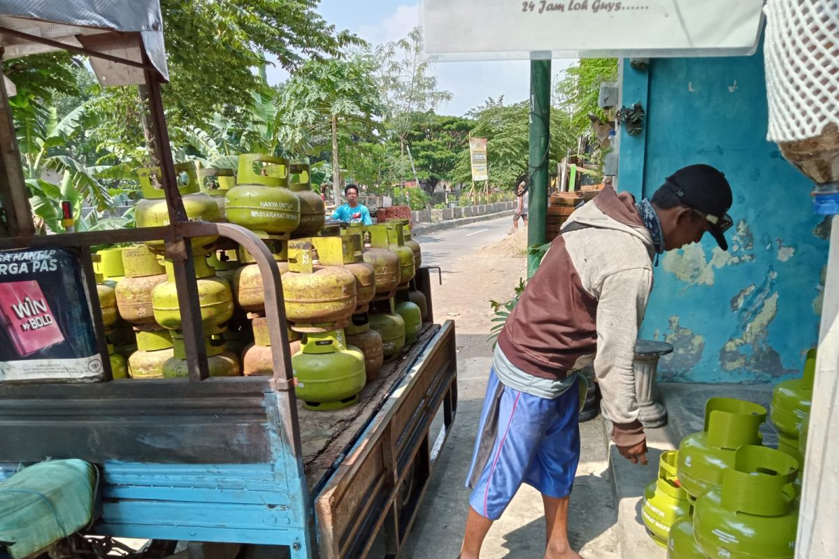 Mataram menjadi lokasi uji coba pembelian elpiji tiga kilogram dengan KTP