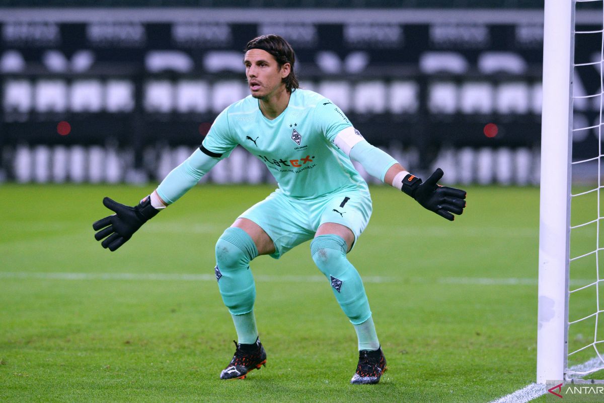 Yann Sommer gantung sepatu bela timnas Swiss