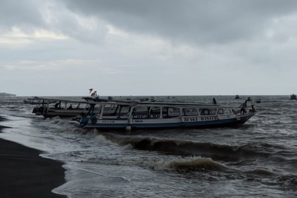 Waspada potensi banjir Rob di pesisir NTB jelang Imlek 2023