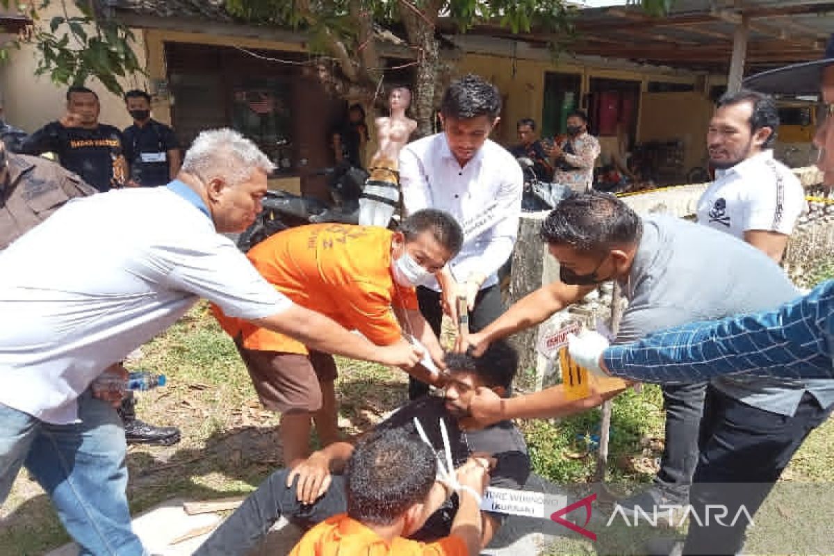 Polresta Palangka Raya gelar rekonstruksi pembunuh anggota Polda Kalteng