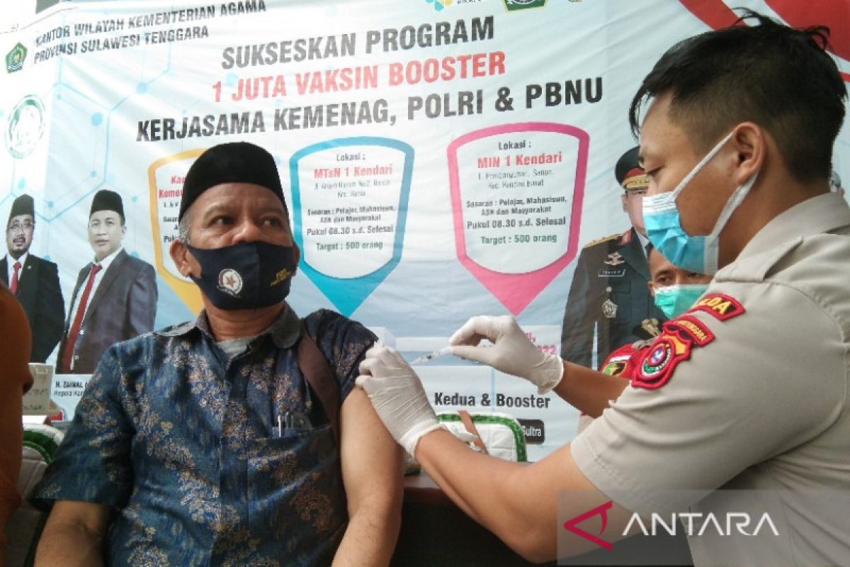 Hari ini, Dinkes Kendari mulai buka vaksinasi booster kedua