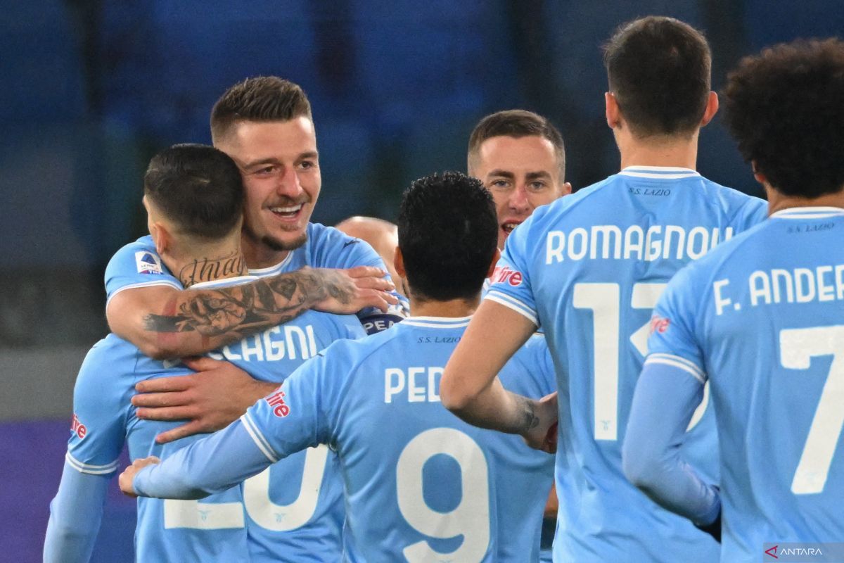 AC Milan babak belur dihajar Lazio empat gol