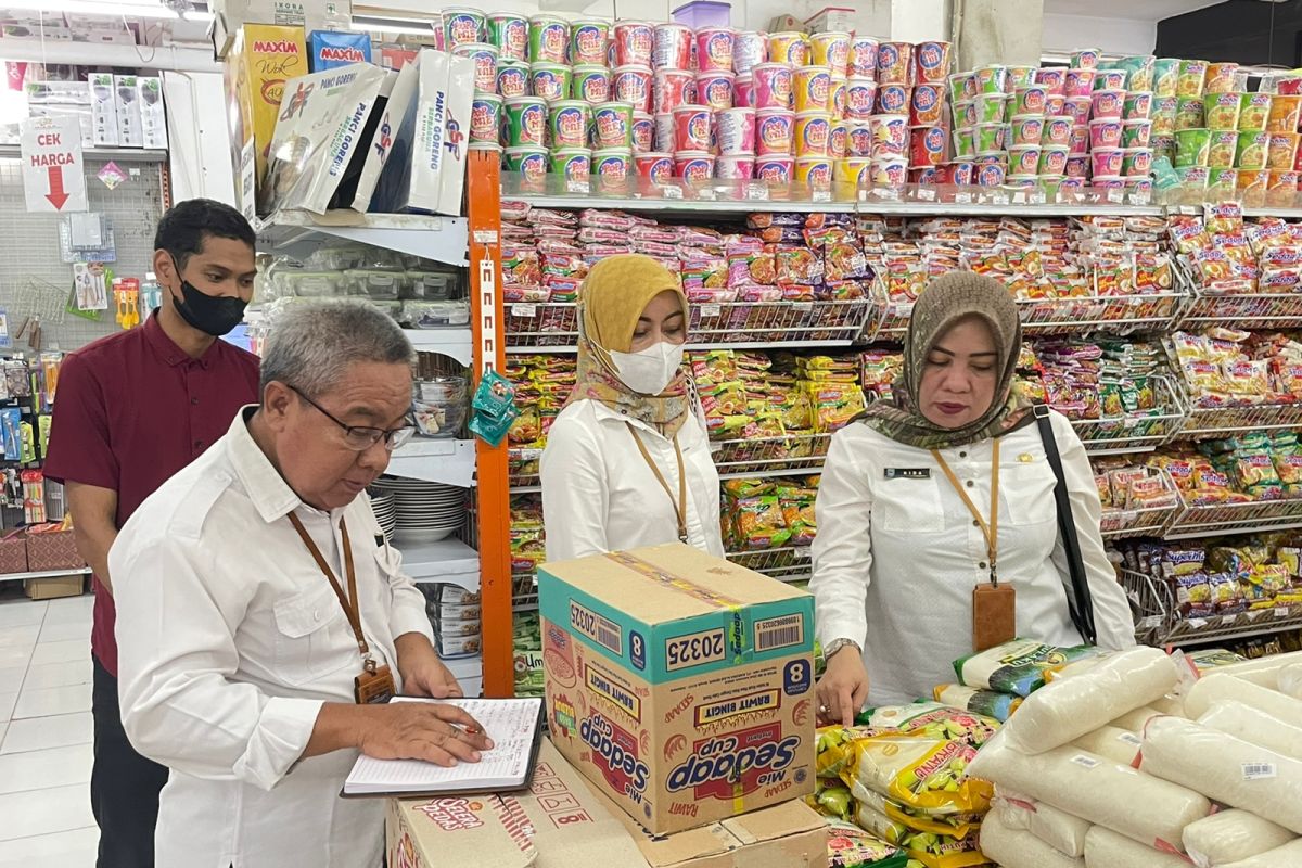 Empat pasar tradisional di Kota Mataram jadi lokasi operasi pasar murah