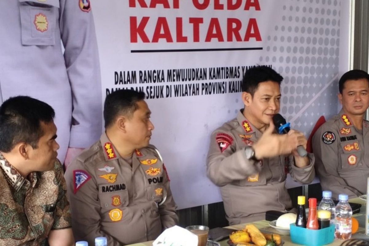 Kapolda Kaltara bahas potensi penipuan nasabah perbankan  di "Jumat Curhat"