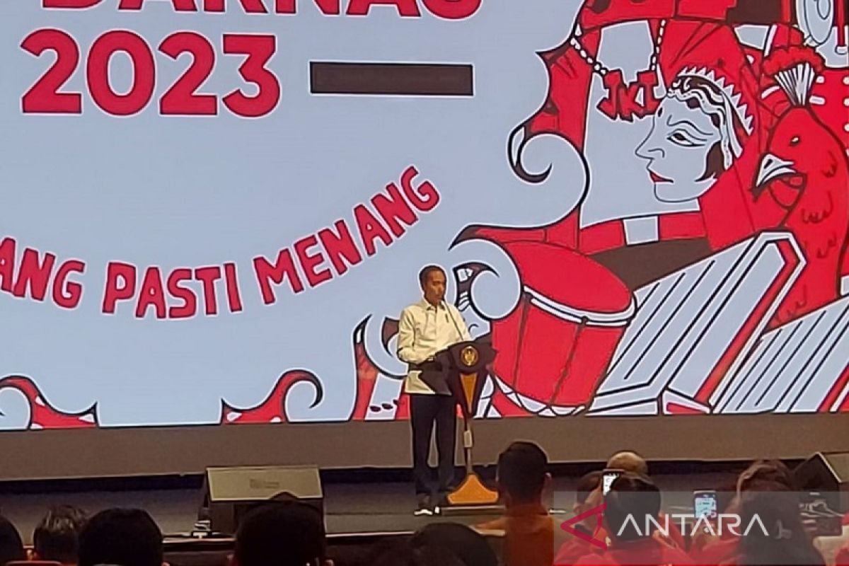 Jokowi sebut hilirisasi kunci Indonesia hindari 'middle income trap'