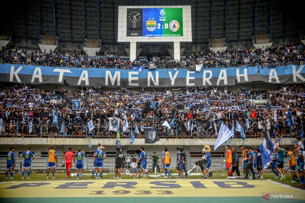 Abdul Aziz berambisi bawa Persib Bandung raih poin