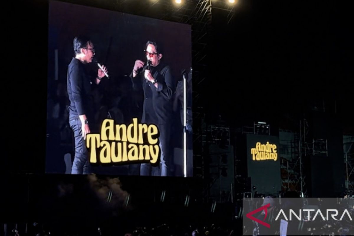 Andre Taulany jadi binta tamu di konser Dewa 19