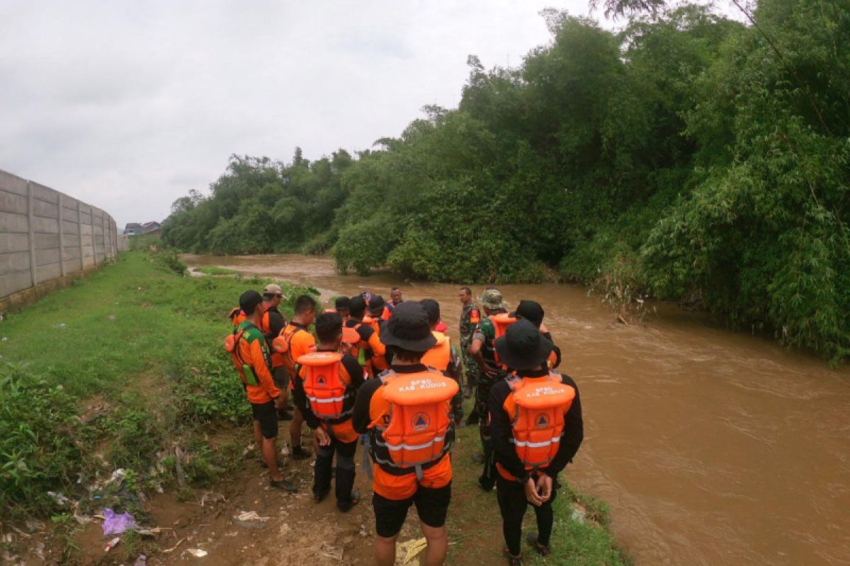 SAR masih cari bocah tenggelam di Sungai Gelis Kudus