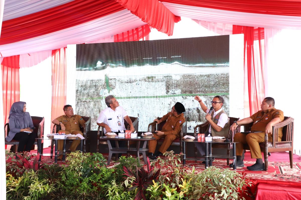 Coastal vegetation needed in Padang Beach development