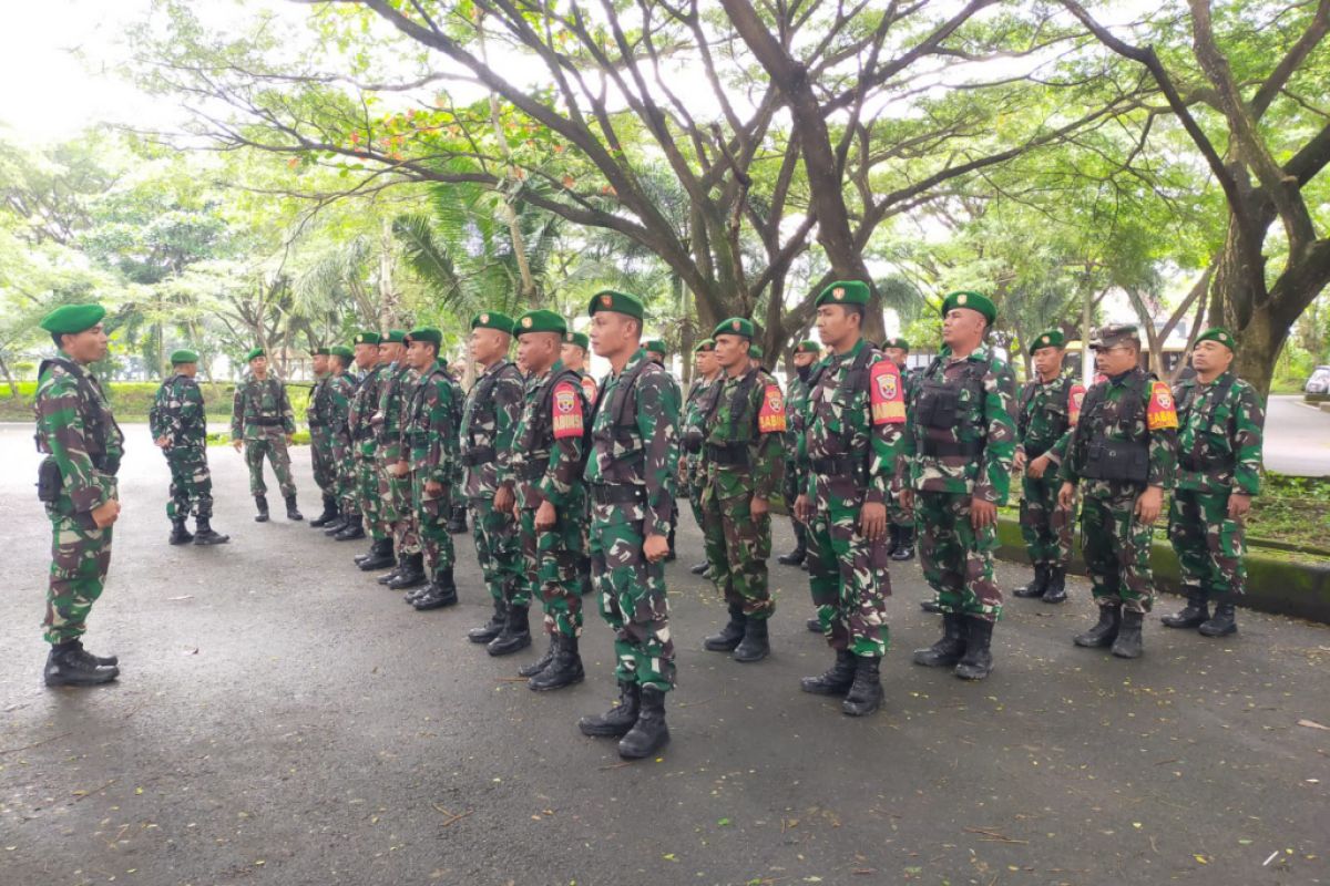 Ratusan aparat TNI-Polri diterjunkan mengamankan kunker Wapres RI