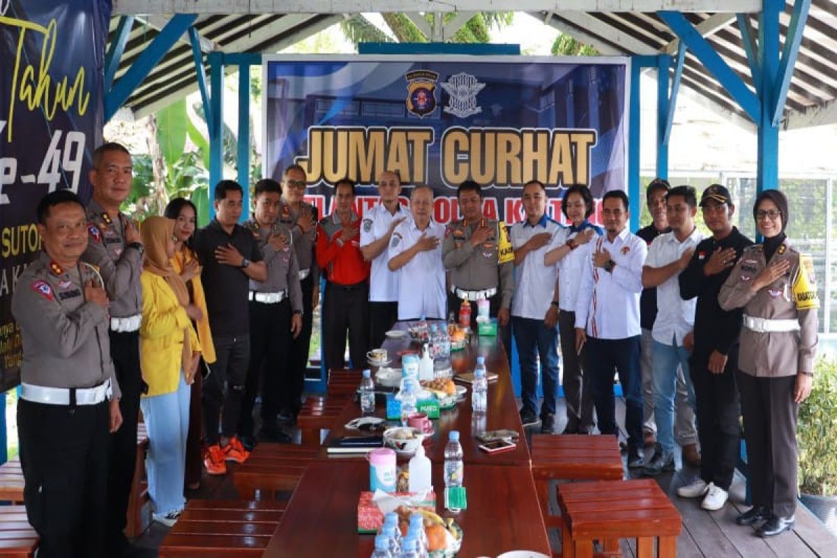 Polda Kalteng laksanakan "Jumat Curhat" serap permasalahan lantas