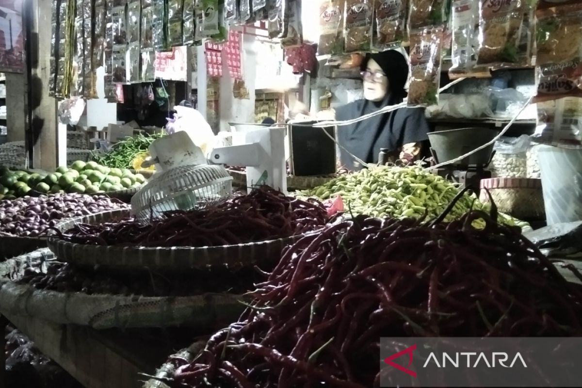 Jelang Ramadhan, harga sejumlah kebutuhan pokok di Kudus berfluktuasi