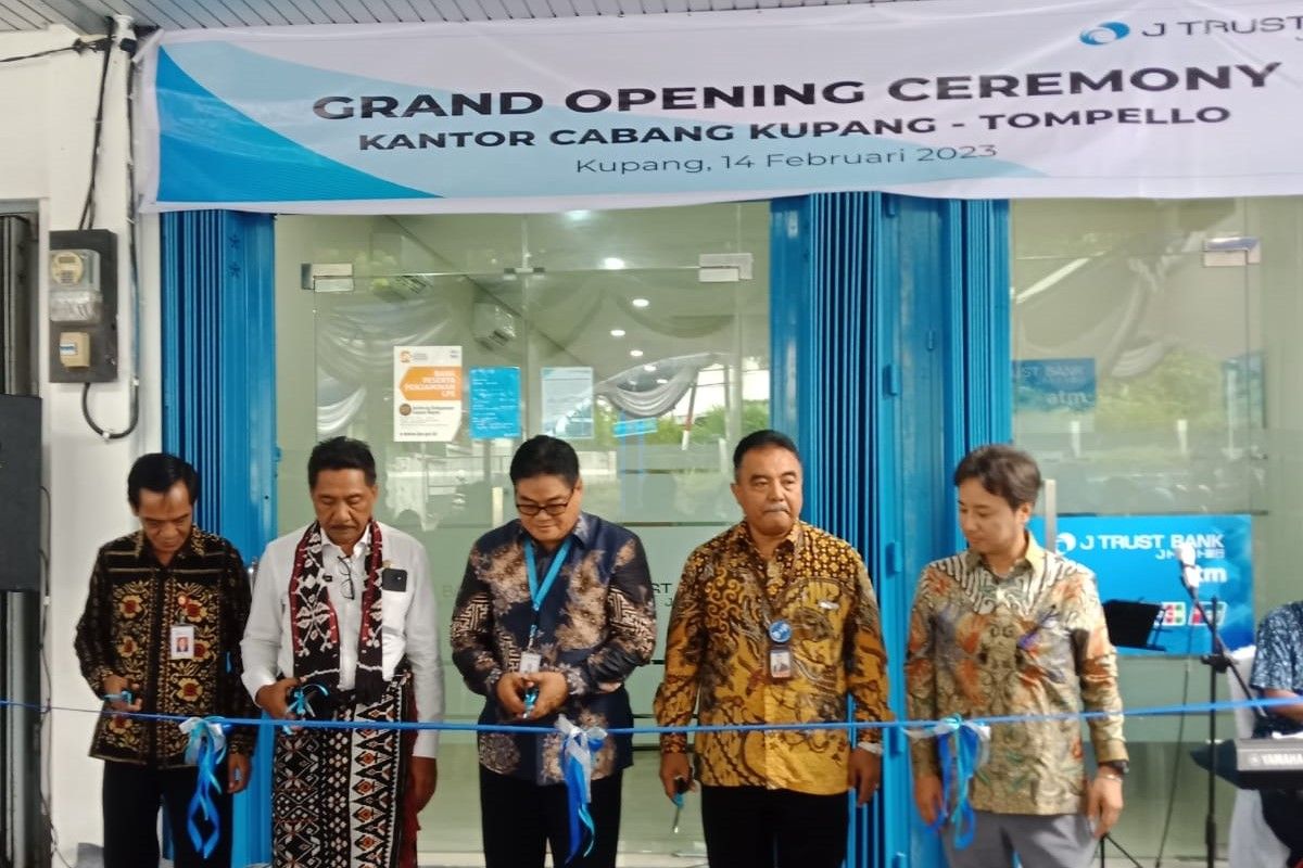 J Trust Bank Buka dan resmikan Kantor Cabang di Kupang