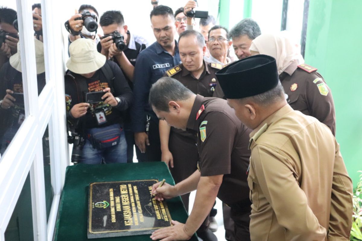 Kejati Lampung resmikan 22 rumah RJ di Metro