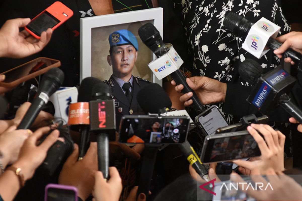 Rekap vonis 5 terdakwa pembunuhan Brigadir J dari hukuman mati sampai 1,5 tahun penjara